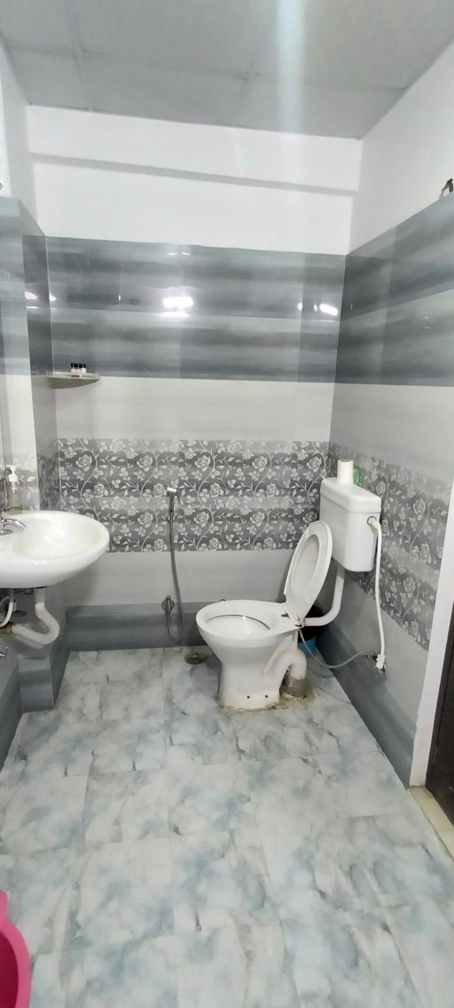 Hotel Aman Residency Allāhābād Junction Eksteriør bilde