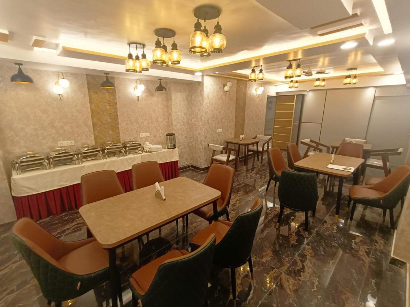 Hotel Aman Residency Allāhābād Junction Eksteriør bilde